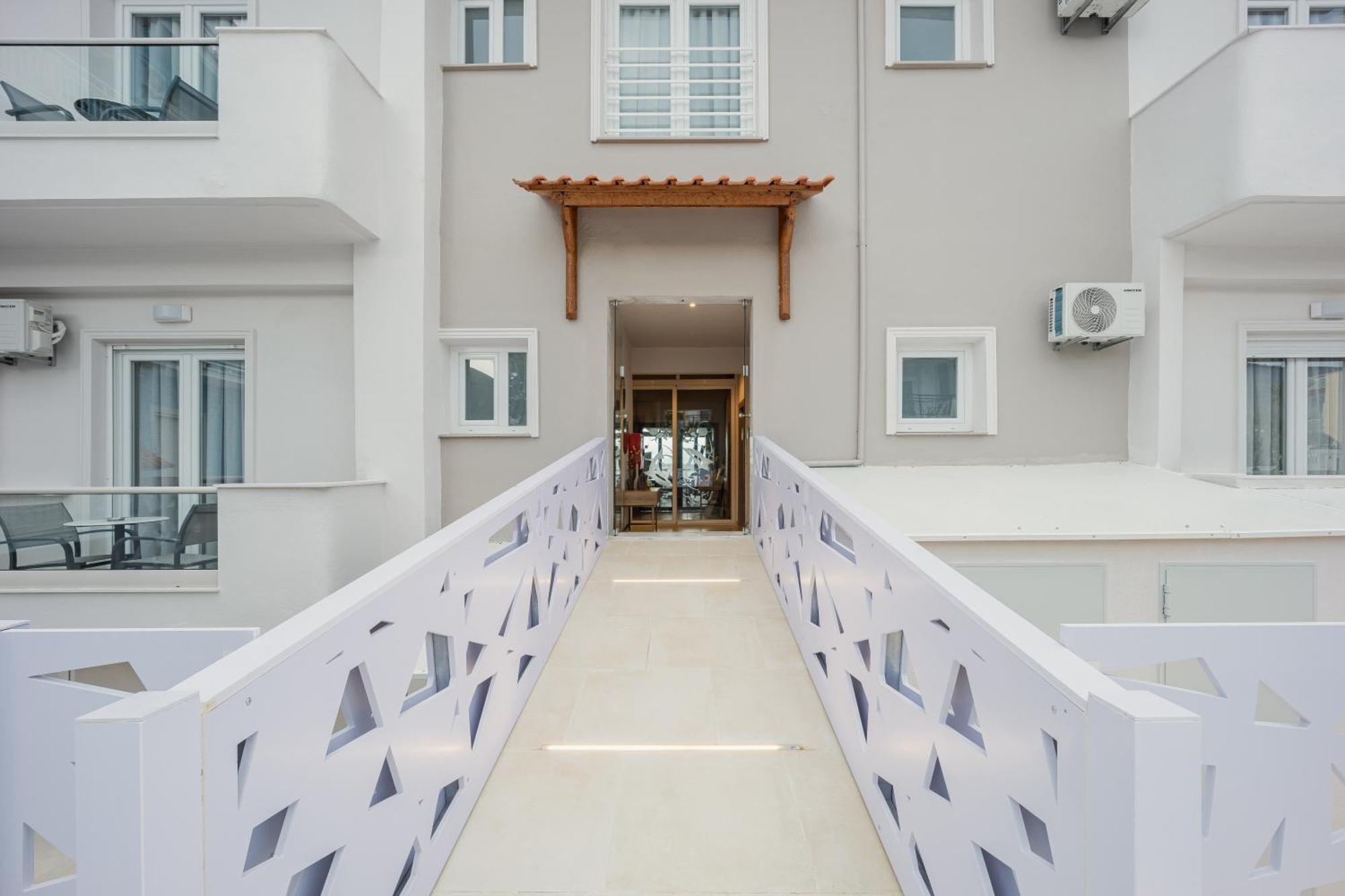 Anna Beach Suites 리메나리아 외부 사진