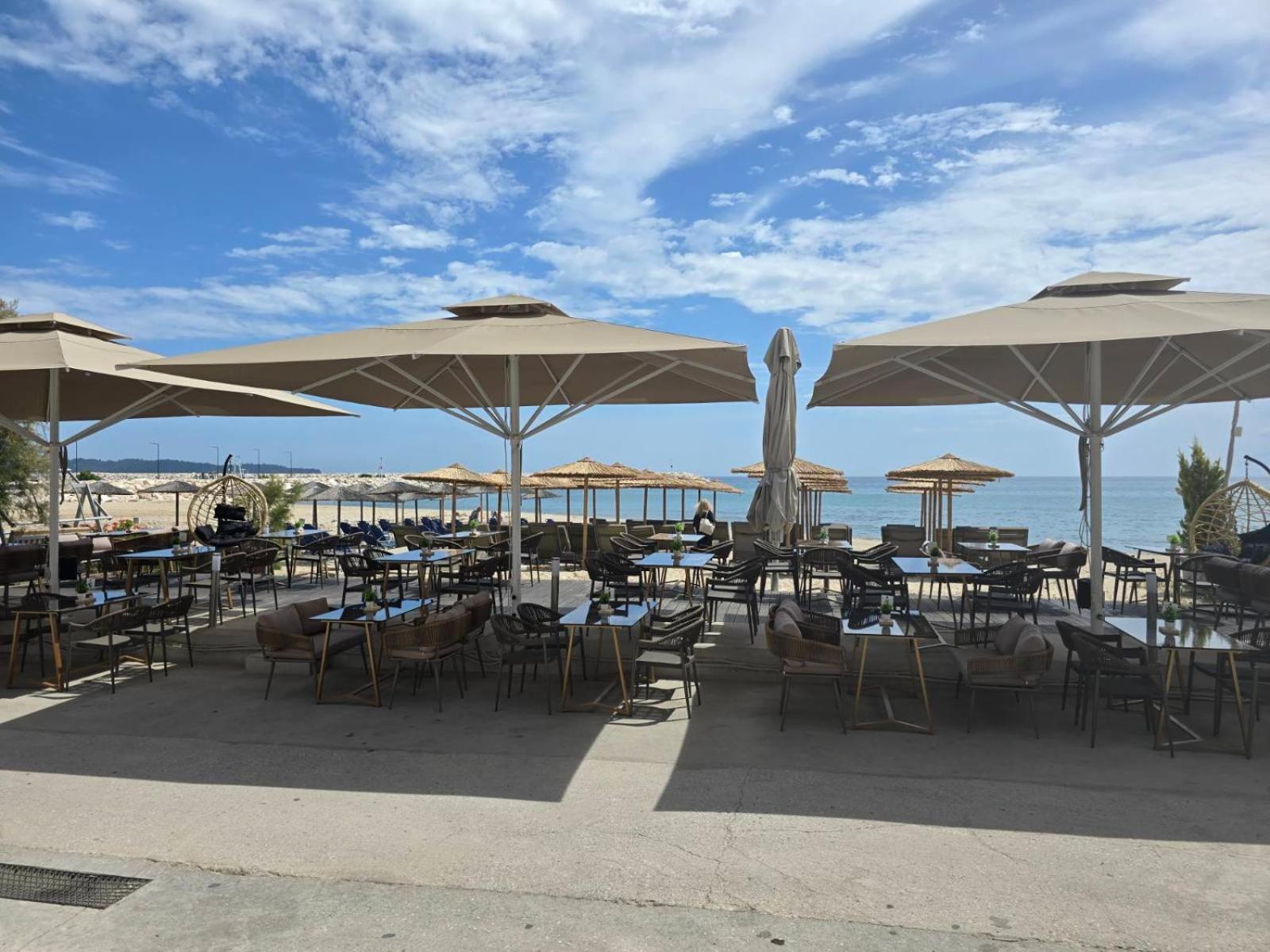 Anna Beach Suites 리메나리아 외부 사진